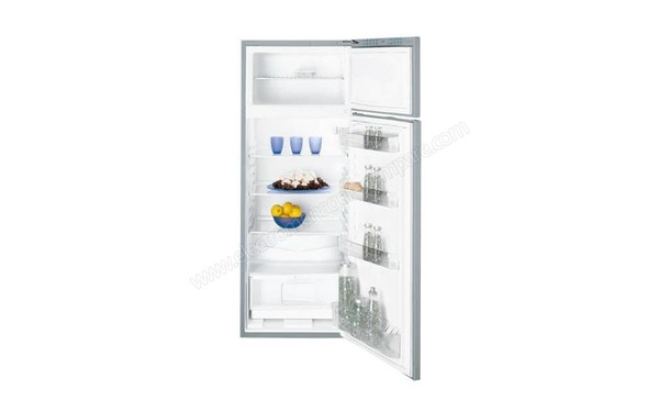 INDESIT RAA 24 S (0) - Vue de l'int&eacute;rieur (cr&eacute;dit : Boulanger)