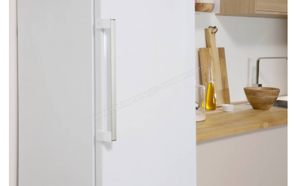 INDESIT SI82QWDFR - Zoom sur la poign&eacute;e