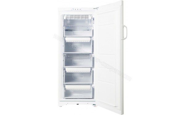 INDESIT UIAA 10 F - Vue de l'int&eacute;rieur vide (cr&eacute;dit : Boulanger)