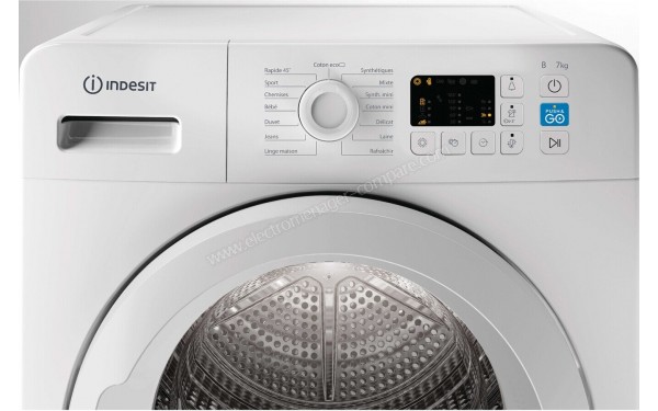 INDESIT YTCM107BFR - Panneau de commandes (cr&eacute;dit : Darty)