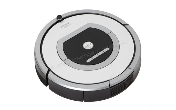 IROBOT Roomba 765 - Vue 3/4 droite (cr&eacute;dit : Boulanger)