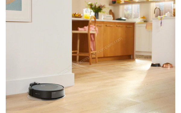 IROBOT Roomba Combo i5 i517240 - Vue sur base de chargement