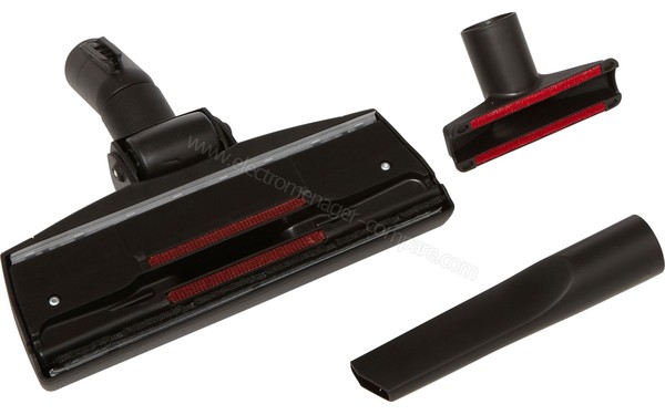 KARCHER DS 6000 - Brosses et accessoires vue de dessous (cr&eacute;dit : Boulanger)