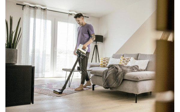 KARCHER VC 4 Cordless myHome Blanc - Mise en situation