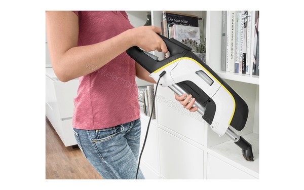 KARCHER VC 5 Blanc - Vue 3/4 gauche (cr&eacute;dit : Darty)