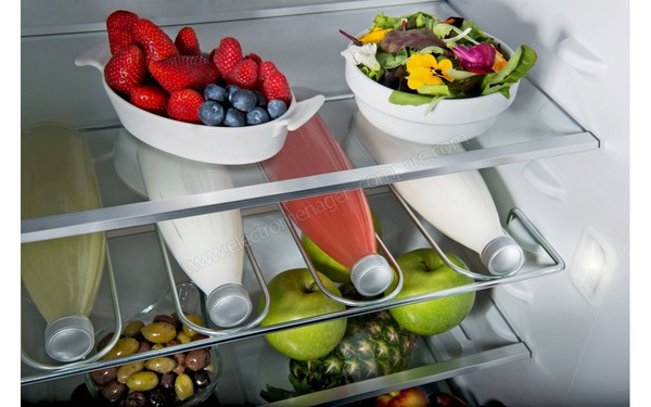 KITCHENAID KCFMA60150R - Eclairage int&eacute;rieur (cr&eacute;dit : Boulanger)