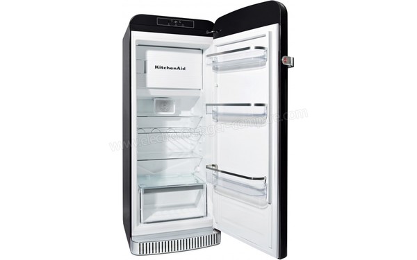 KITCHENAID KCFMB60150R - Vue de l'int&eacute;rieur vide (cr&eacute;dit : Boulanger)