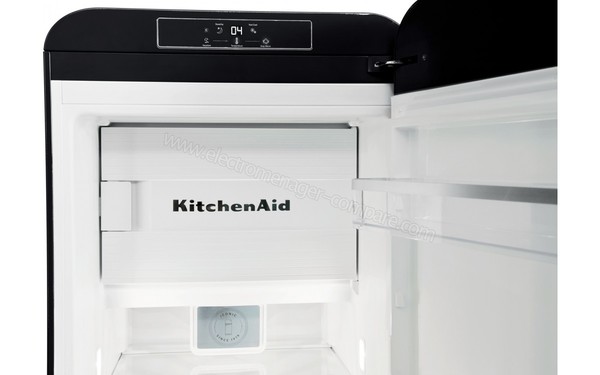 KITCHENAID KCFMB60150R - Porte du cong&eacute;lateur (cr&eacute;dit : Boulanger)