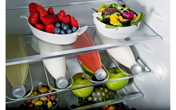 KITCHENAID KCFME60150R - Eclairage int&eacute;rieur (cr&eacute;dit : Boulanger)