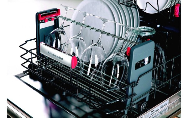 KITCHENAID KDSCM 82140 - Vue de l'int&eacute;rieur (cr&eacute;dit : Darty)