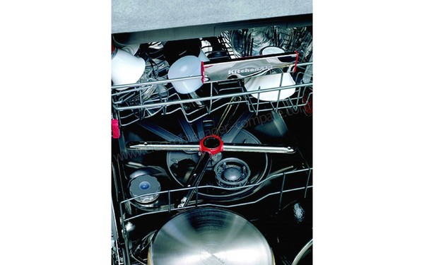 KITCHENAID KDSCM 82140 - Bras de lavage (cr&eacute;dit : Darty)