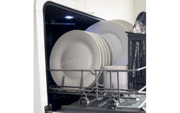 KITCHEN MOVE WASH CLEAN - Vue de l'int&eacute;rieur