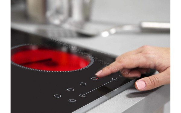 KLARSTEIN Virtuosa Slide 6600W - Vue des commandes