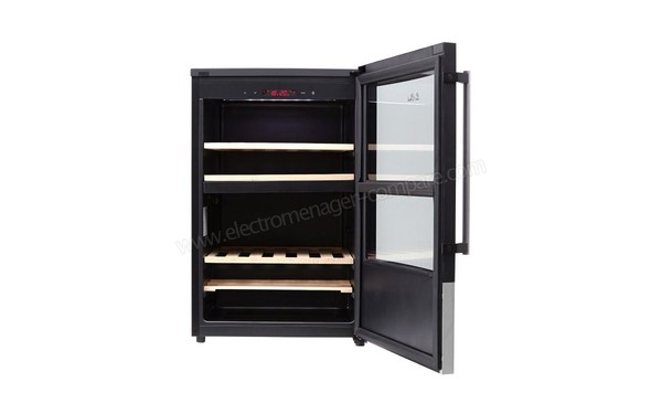 LE CHAI LB380X - Vue de l'int&eacute;rieur vide 1 (cr&eacute;dit : Boulanger)