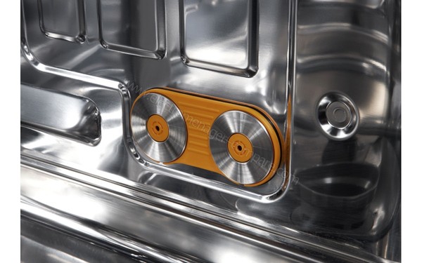 LG D14447IXS - Syst&egrave;me vapeur (cr&eacute;dit : Boulanger)