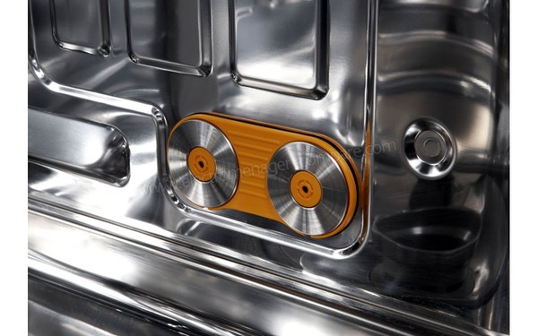 LG D14567IXS - Vue syt&egrave;me de True Steam 2 (cr&eacute;dit : Boulanger)