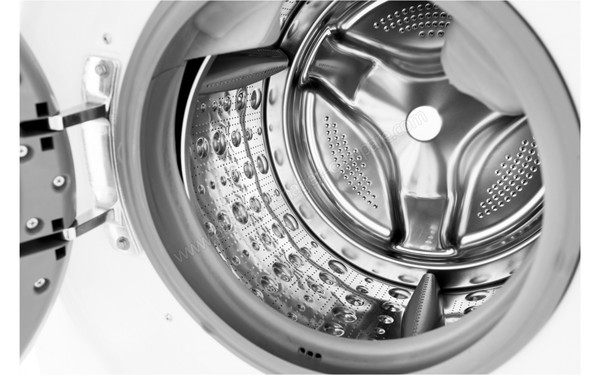 LG F24872WH - Tambour (cr&eacute;dit : Boulanger)