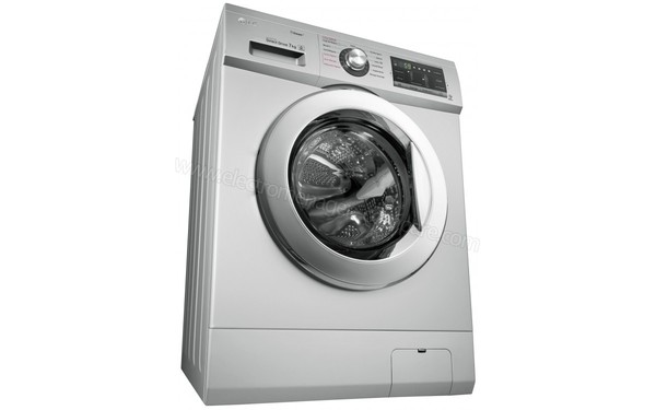 LG F74G65SLS - Vue 3/4 gauche n&deg;2 (cr&eacute;dit : Boulanger)