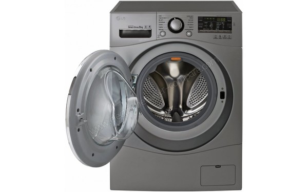 LG F84875IX - Vue de face hublot ouvert (cr&eacute;dit : Boulanger)