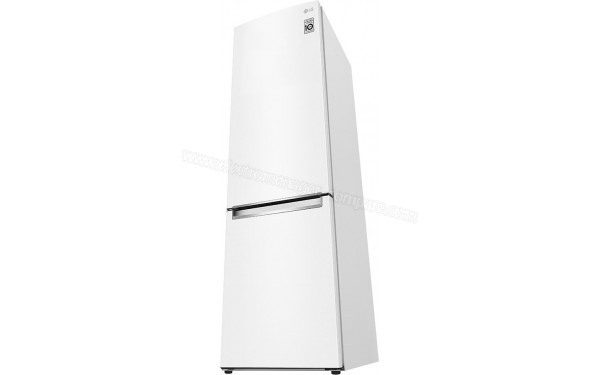 LG GBB72SWVFN - Vue en contre-plong&eacute;e 3/4 droite