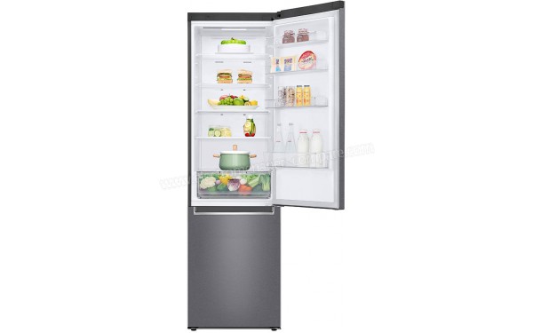 LG GBP32DSKZN - Vue du compartiment r&eacute;frig&eacute;rateur &agrave; porte ouverte