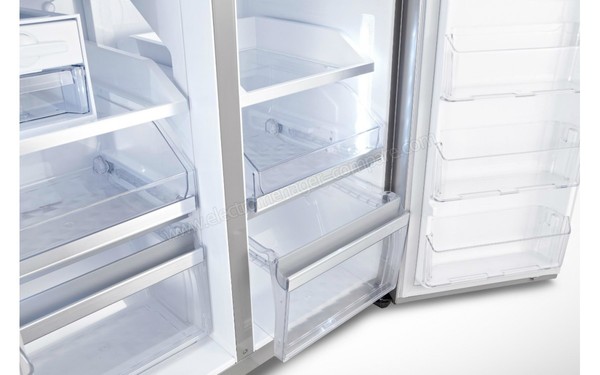 LG GLC8839SC -  Vue des &eacute;quipements du cong&eacute;lateur (cr&eacute;dit : Boulanger)