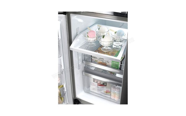 LG GLS8848SC - Vue de l'int&eacute;rieur cong&eacute;lateur seul (cr&eacute;dit : Boulanger)