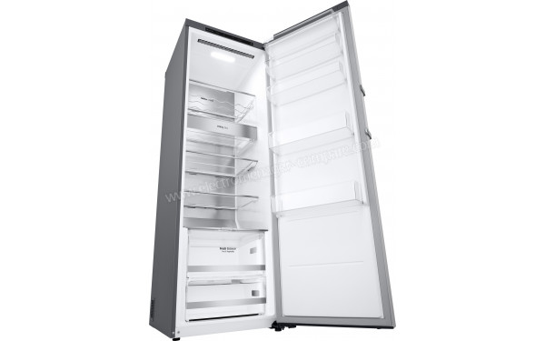 LG GLT71PZCSE - Vue de l'int&eacute;rieur en contre-plong&eacute;e