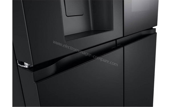 LG GMK960EV2E - Zoom sur les poign&eacute;es int&eacute;gr&eacute;es