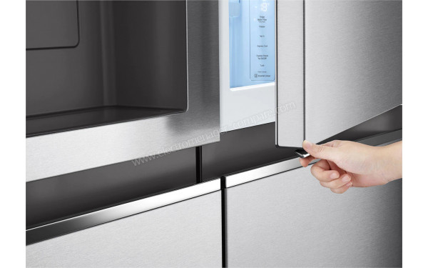 LG GSJV80MBLF - Zoom sur la poign&eacute;e