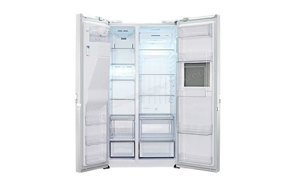 LG GWP3122SC - Vue de l'int&eacute;rieur (cr&eacute;dit : Boulanger)