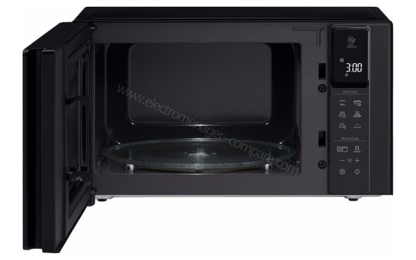 LG MH7295DDR - Porte ouverte (cr&eacute;dit : Boulanger)