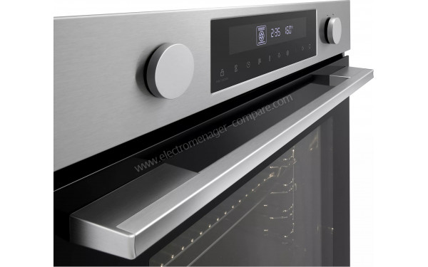 LG WS5D7230S - Vue 3/4 gauche sur la poign&eacute;e et le bandeau de commandes