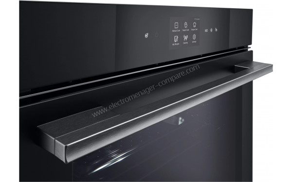 LG WS9D7694CM - Vue 3/4 gauche sur la poign&eacute;e et le bandeau de commandes