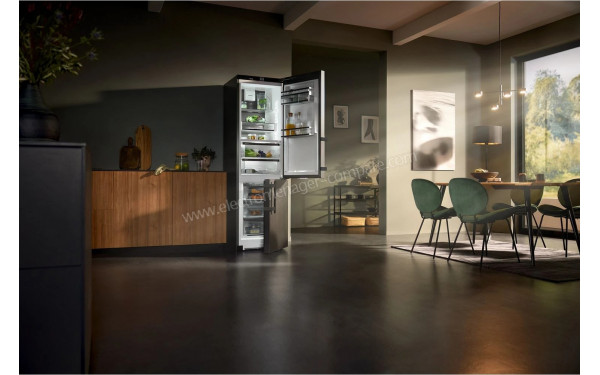 LIEBHERR CBNbsa10 575i-1 - Mise en situation