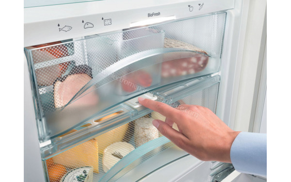 LIEBHERR CBNef 5735-21 - Bac fra&icirc;cheur (cr&eacute;dit : Boulanger)