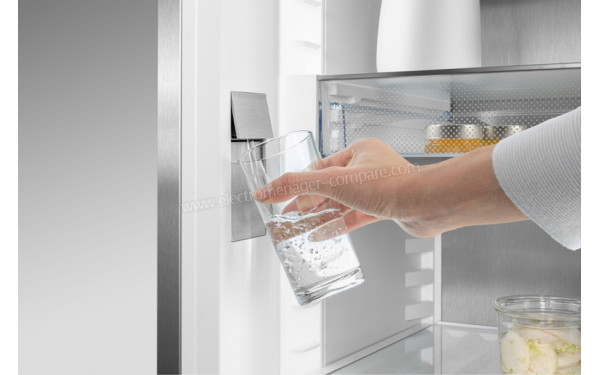 LIEBHERR CBNstd 579i-20 - Distributeur d'eau fra&icirc;che