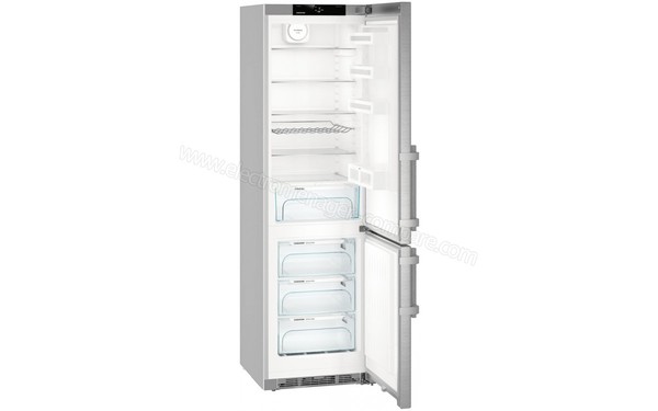 LIEBHERR CNef 4815 - Vue de l'int&eacute;rieur vide