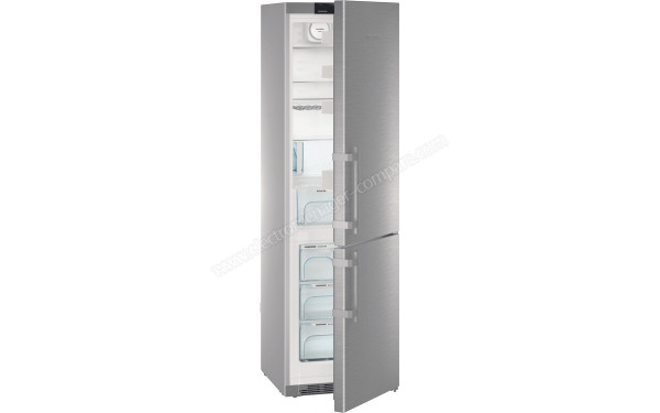 LIEBHERR CNef 4845-20 - Vue de l'int&eacute;rieur vide 3/4 gauche