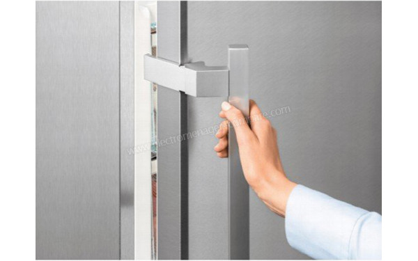 LIEBHERR CNef 5735-20 - Zoom sur la poign&eacute;e