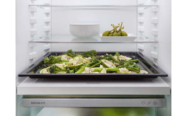 LIEBHERR IRD4121-20 - Clayettes