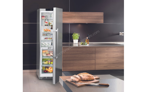 LIEBHERR KBies4370-21 - Mise en situation