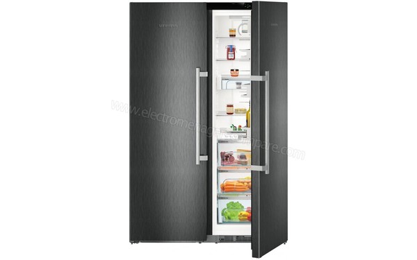 LIEBHERR SBSbs 8673 - Vue de face porte du r&eacute;frig&eacute;rateur ouverte