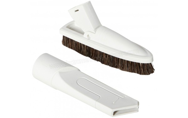 LISTO AB L1 - Brosse pour tissus d'ameublement / suceur long (cr&eacute;dit : Boulanger)