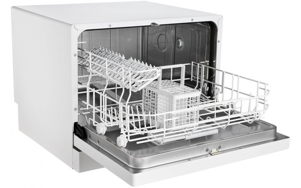 LISTO LVC 55L1b - Vue de l'int&eacute;rieur (cr&eacute;dit : Boulanger)