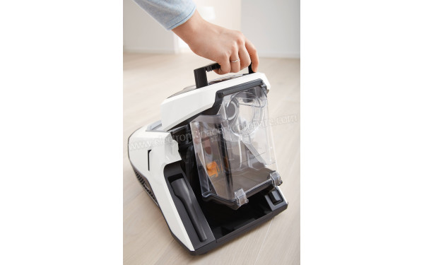 MIELE Blizzard CX1 Blanc Comfort XL PowerLine SKMF5 - Mise en situation