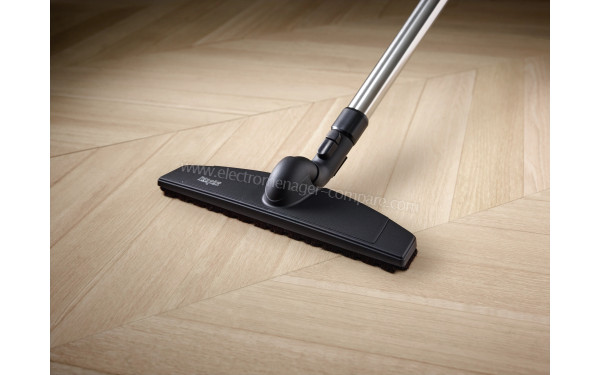 MIELE Blizzard CX1 Blanc Comfort XL PowerLine SKMF5 - Mise en situation