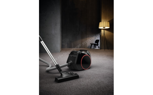 MIELE Boost CX1 Noir Active Powerline SNRF3 - Mise en situation