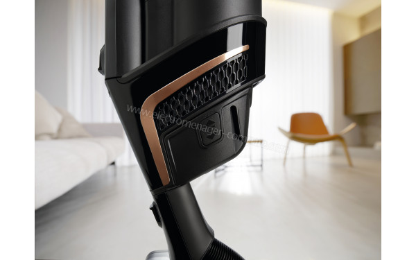 MIELE Triflex HX2 Noir Runner SOML5 - Mise en situation