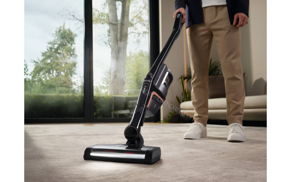 MIELE Triflex HX2 Noir Runner SOML5 - Mise en situation